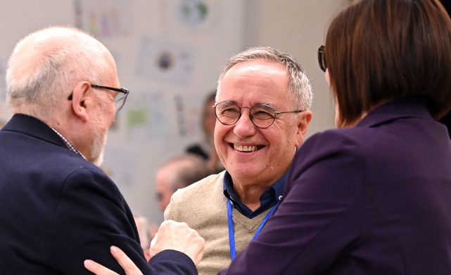 Robert Almada jwieġeb għal disa' mistoqsijiet